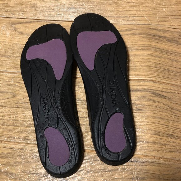 Vionic SHAWNA bootie, size 9, zip on booties - Picture 12 of 16